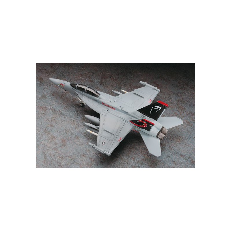 Maquette d'avion en plastique EA-18G GROWLER 1/72