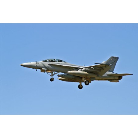 Maquette d'avion en plastique F/A-18E/F SUPER HORNET 1/72 Maquette d'avion en plastique F/A-18E/F SUPER HORNET 1/72