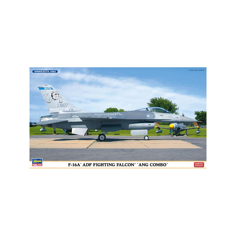 Maquette d'avion en plastique F-16A ADF ANG COMBO 1/72