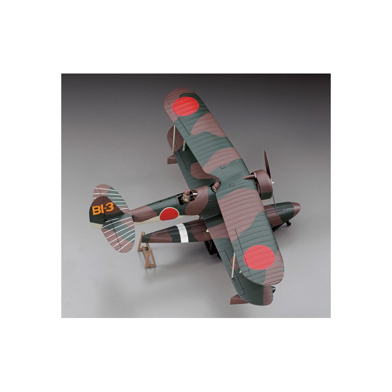 Maquette d'avion en plastique E8N1 DAVE 1/48