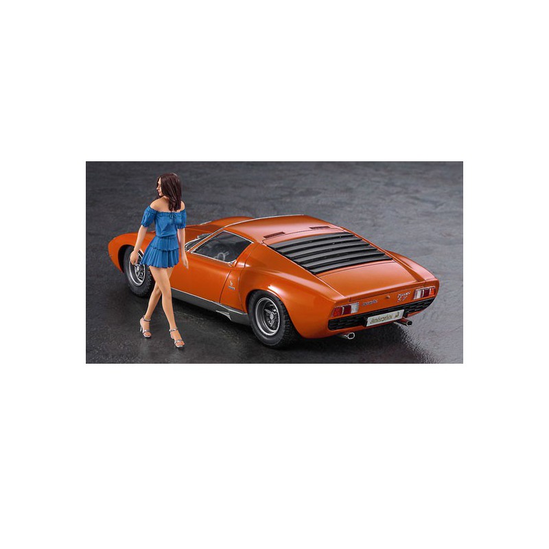 Maquette de voiture en plastique LAMBORGHINI MIURA 1/24