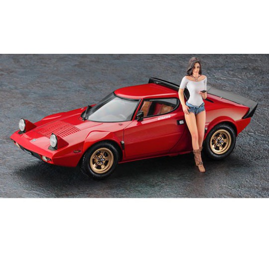Maquette de voiture en plastique Lancia Stratos HF Stradale + figurine 1/24 Maquette de voiture en plastique Lancia Stratos HF Stradale + figurine 1/24