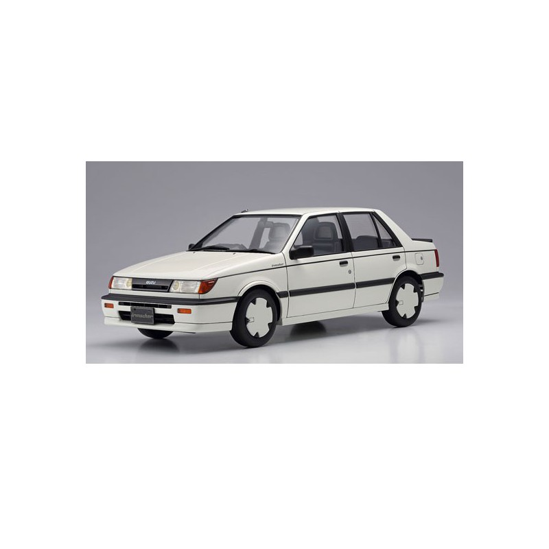 Maquette de voiture en plastique ISUZU GEMINI (JT190) irmscher HC26