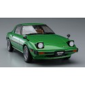 Maquette de voiture en plastique Mazda Savanna RX-7 (SA22C) 1/24 Maquette de voiture en plastique Mazda Savanna RX-7 (SA22C) 1/24