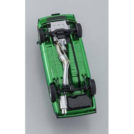 Maquette de voiture en plastique Mazda Savanna RX-7 (SA22C) 1/24 Maquette de voiture en plastique Mazda Savanna RX-7 (SA22C) 1/24