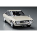 Maquette de voiture en plastique Isuzu 117 coupé 1968 1/24 Maquette de voiture en plastique Isuzu 117 coupé 1968 1/24