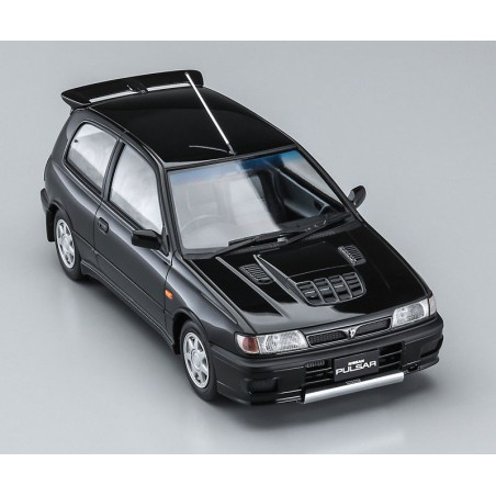 Maquette de voiture en plastique Nissan Pulsar RNN14 GTI-R 1/24 Maquette de voiture en plastique Nissan Pulsar RNN14 GTI-R 1/24