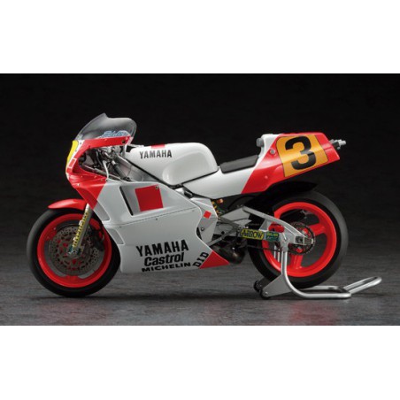 Maquette de moto en plastique YAMAHA YZR500 1988 1/12 Maquette de moto en plastique YAMAHA YZR500 1988 1/12