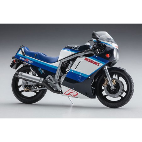 Maquette de moto en plastique Suzuki GSX-R750(G) 1/12 Maquette de moto en plastique Suzuki GSX-R750(G) 1/12