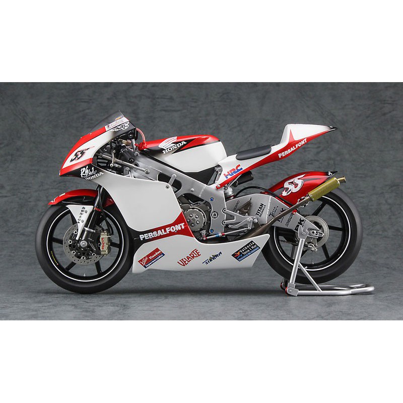 Maquette de moto en plastique Honda RS250RW 2009 WGP 250 1/12 Maquette de moto en plastique Honda RS250RW 2009 WGP 250 1/12