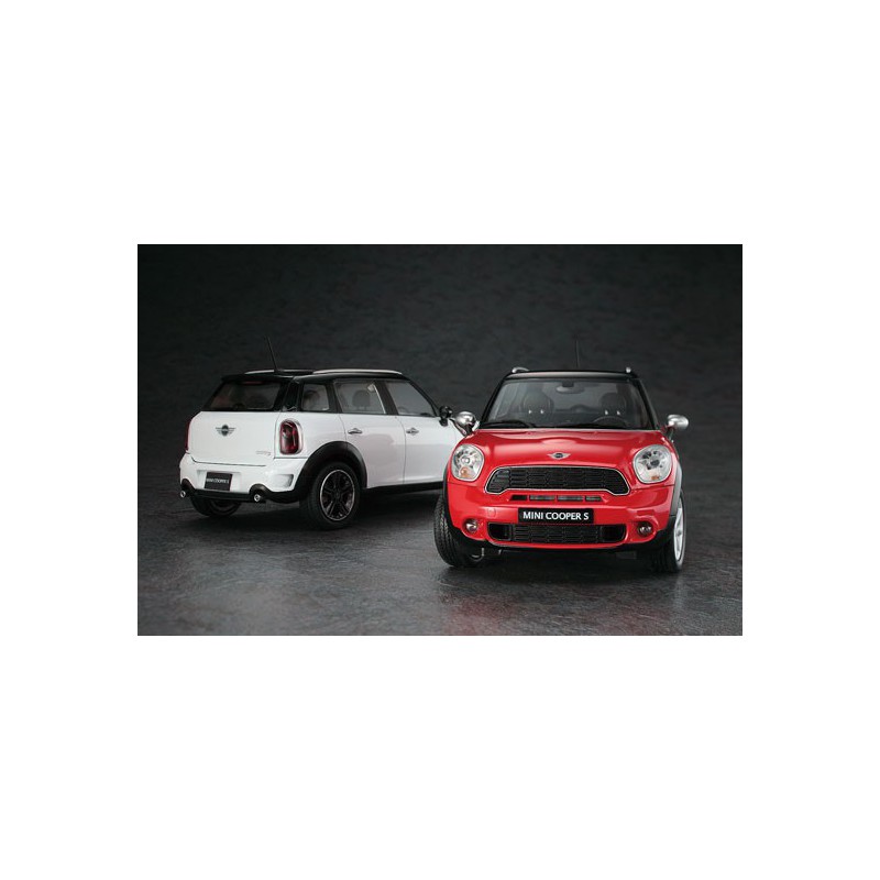 Maquette de voiture en plastique BMW MINICOOPER COUNTRYMAN 1/24