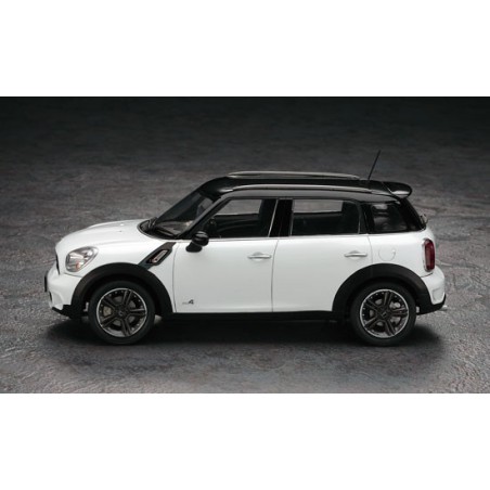 Maquette de voiture en plastique BMW MINICOOPER COUNTRYMAN 1/24 Maquette de voiture en plastique BMW MINICOOPER COUNTRYMAN 1/24