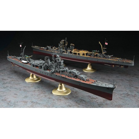 Maquette de Bateau en plastique IJN CRUISER YAHAGI 1/350 Maquette de Bateau en plastique IJN CRUISER YAHAGI 1/350