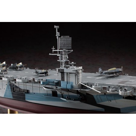 Maquette de Bateau en plastique USS GAMBIER BAY 1/350 Maquette de Bateau en plastique USS GAMBIER BAY 1/350
