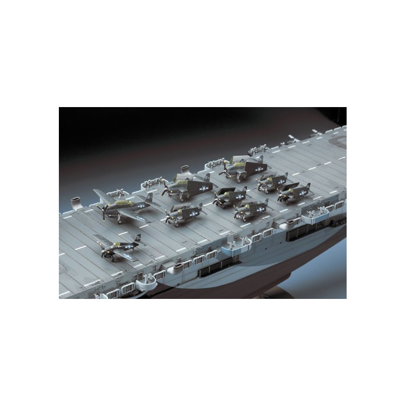Maquette de Bateau en plastique COMBO MHD USS GAMBIER BAY