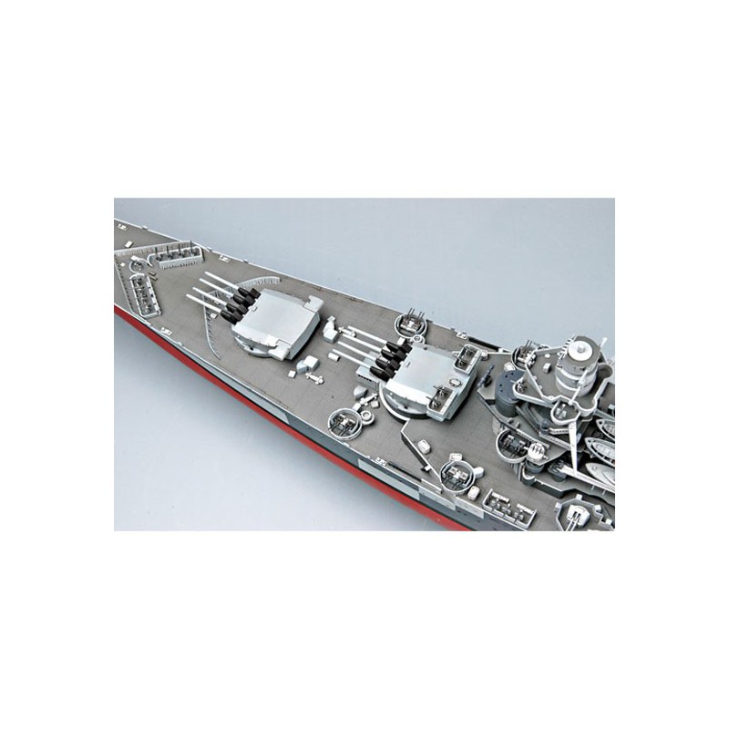 Maquette de Bateau en plastique FRENCH BATTLESHIP RICHELIEU