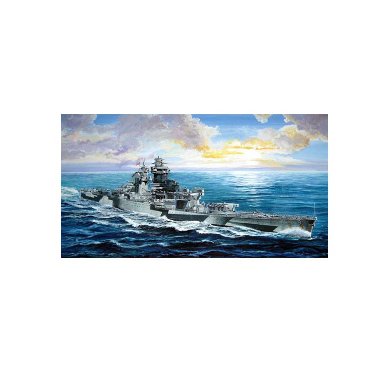 Maquette de Bateau en plastique RICHELIEU 1943