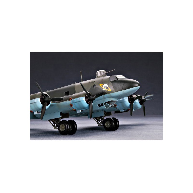 Maquette d'avion en plastique FW 200-4 CONDOR