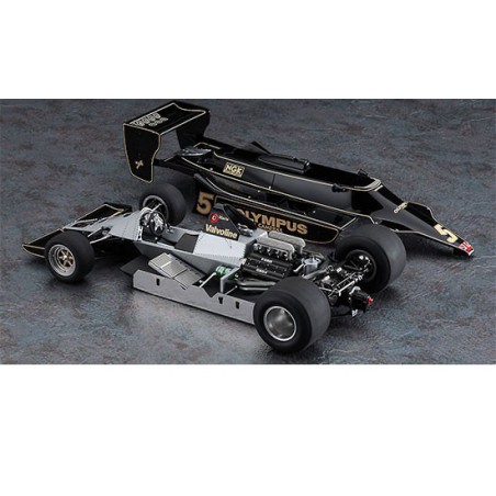 Maquette de voiture en plastique Lotus 79 detail up version 1/20 Maquette de voiture en plastique Lotus 79 detail up version 1/20