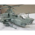 Maquette d'hélicoptère en plastique USMC AH-1Z Shark Mouth 1/35 Maquette d'hélicoptère en plastique USMC AH-1Z Shark Mouth 1/35