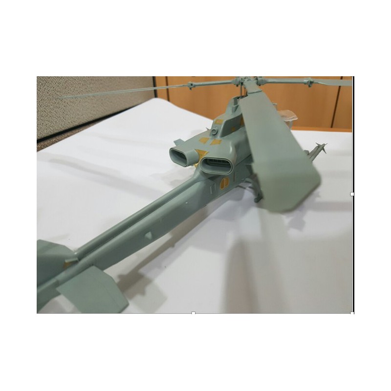Maquette d'hélicoptère en plastique USMC AH-1Z Shark Mouth 1/35