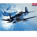 Maquette d'avion en plastique F4U-4B Corsair 1/48 Maquette d'avion en plastique F4U-4B Corsair 1/48