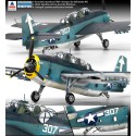 Maquette d'avion en plastique TBM-3 USS Bunker Hill 1/48 Maquette d'avion en plastique TBM-3 USS Bunker Hill 1/48