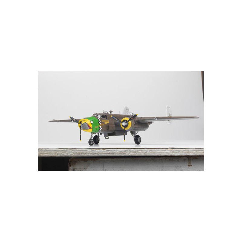 Maquette d'avion en plastique USAAF B-25D Pacific Th. 1/48