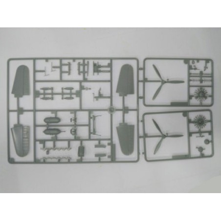 Maquette d'avion en plastique USN SBD-5 « Battle of the Philippine Sea Maquette d'avion en plastique USN SBD-5 « Battle of the Philippine Sea