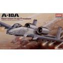 Maquette d'avion en plastique A-10A OP. IRAQI FREEDOM 1/72 Maquette d'avion en plastique A-10A OP. IRAQI FREEDOM 1/72