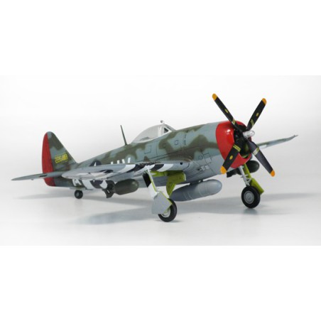 Maquette d'avion en plastique P-47D & F-86E As Gabreski 1/72 Maquette d'avion en plastique P-47D & F-86E As Gabreski 1/72