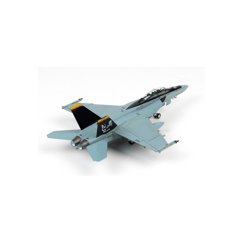 Maquette d'avion en plastique F/A-18F VFA-103 MCP 1/72