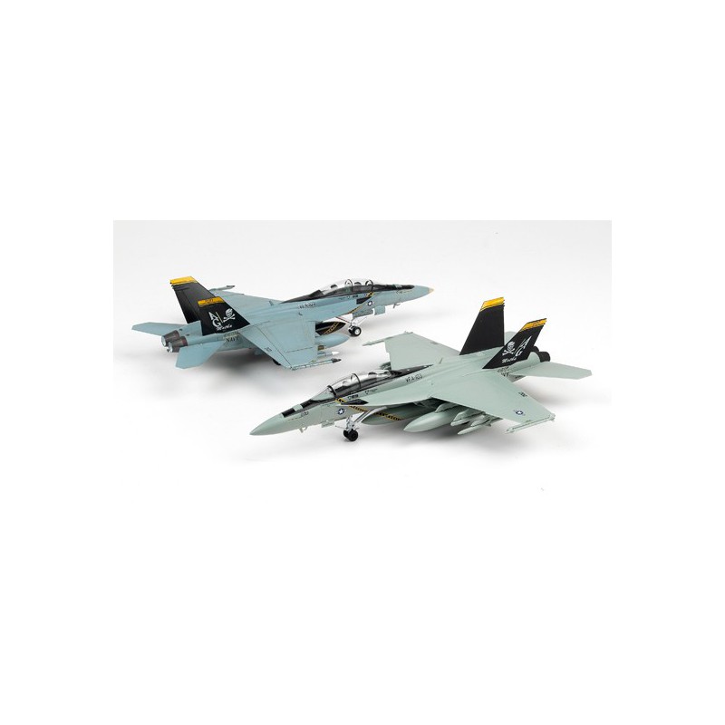 Maquette d'avion en plastique F/A-18F VFA-103 MCP 1/72