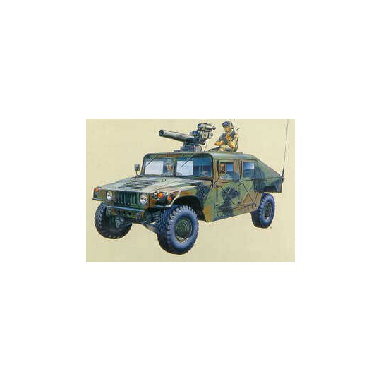 Maquette de Char en plastique M-996 Hummer + Tow 1/35
