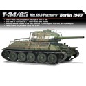 Maquette de Char en plastique T-34/85 N°183 Berlin 1945 1/35 Maquette de Char en plastique T-34/85 N°183 Berlin 1945 1/35