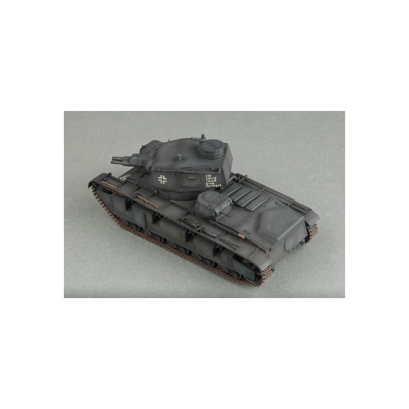 Maquette de Char en plastique GERMAN NEUBAUFAHRZEUG TYPE III