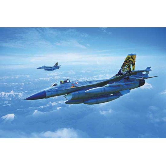 Maquette d'avion en plastique F-16A Fightning Falcon 1/72 Maquette d'avion en plastique F-16A Fightning Falcon 1/72