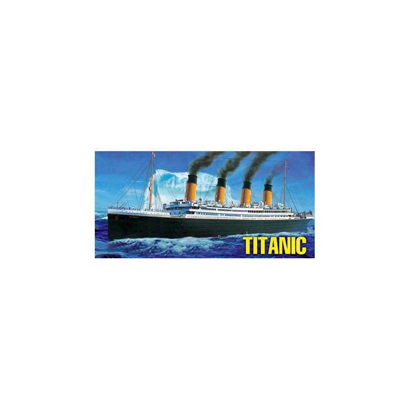 Maquette de Bateau en plastique R.M.S. Titanic1/550