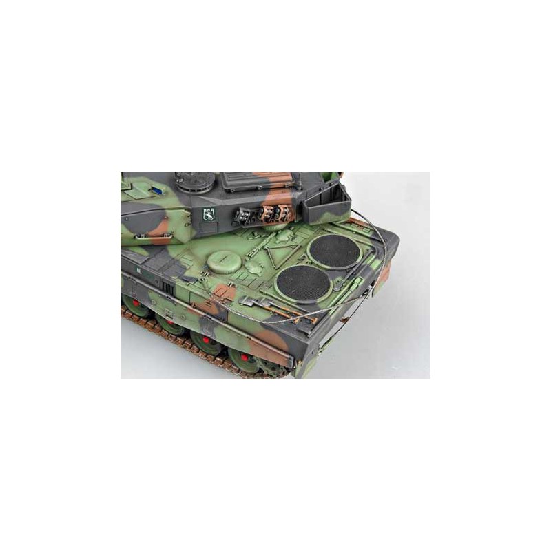 Maquette de Char en plastique LEOPARD 2 A5/A6NL 1/35