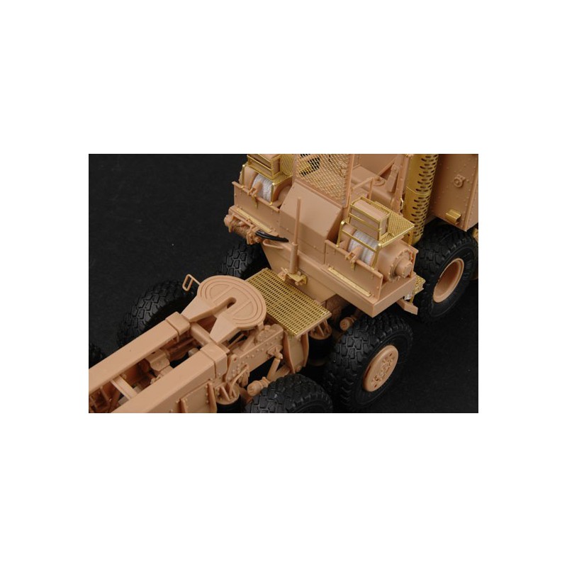 Maquette de camion en plastique M1070/M1000 HETS 1/35