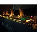 Maquette de Bateau en plastique R.M.S. TITANIC 1/200 Maquette de Bateau en plastique R.M.S. TITANIC 1/200