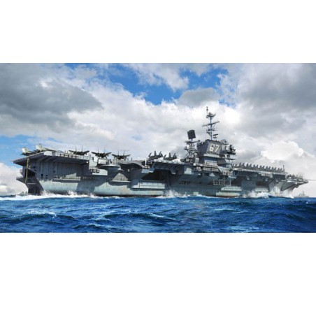 Maquette de Bateau en plastique USS John F. Kennedy CV-67 1/700 Maquette de Bateau en plastique USS John F. Kennedy CV-67 1/700