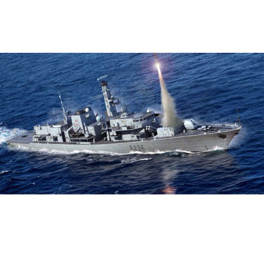 Maquette de Bateau en plastique HMS Frigate Montrose 1/700 Maquette de Bateau en plastique HMS Frigate Montrose 1/700