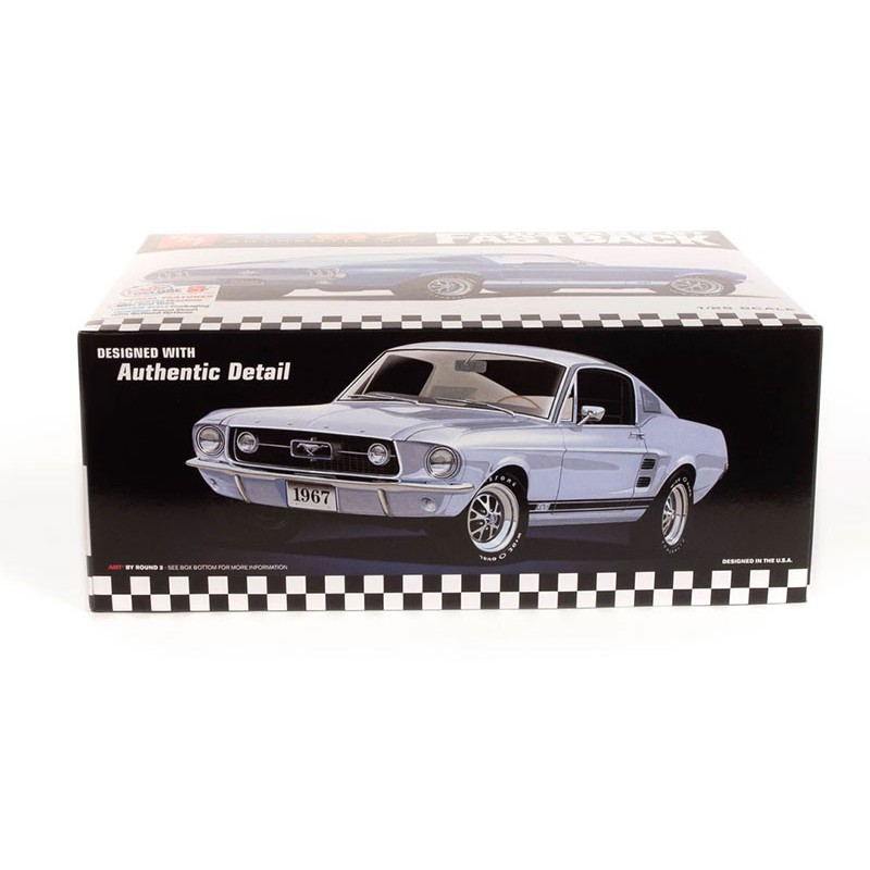 Maquette de voiture en plastique 1967 Ford Mustang GT Fastback 1:25 Maquette de voiture en plastique 1967 Ford Mustang GT Fastback 1:25