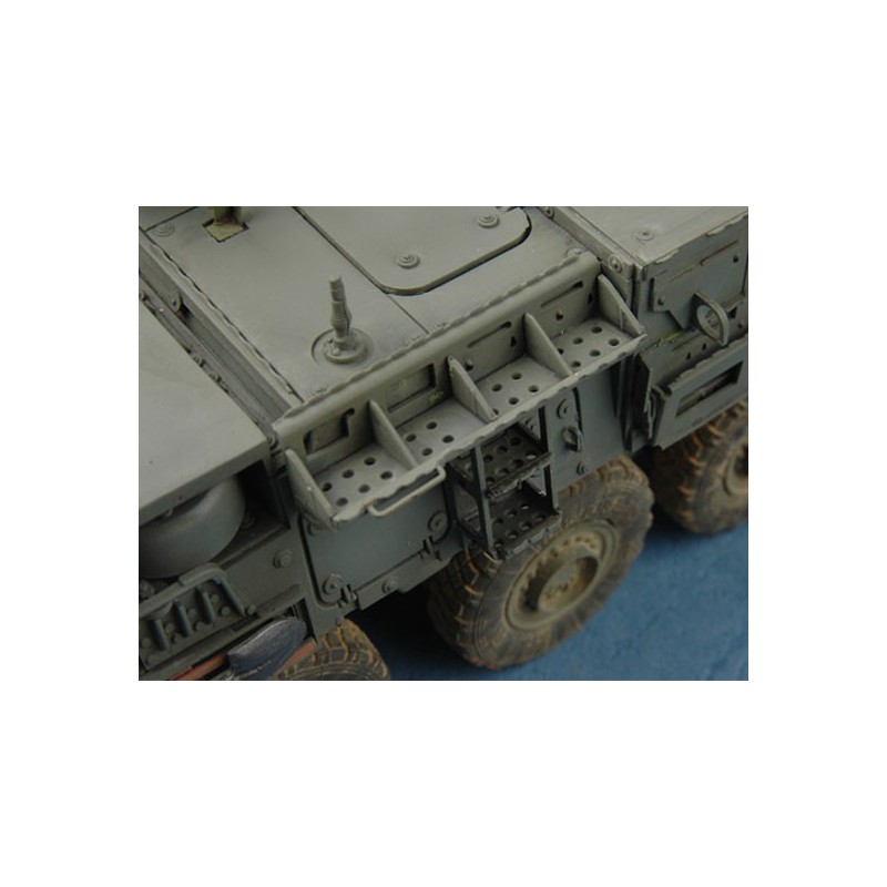 Maquette de Char en plastique M1133 STRYKER MEV
