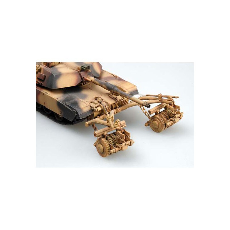 Maquette de Char en plastique M1A1/A2 ABRAMS 5 IN 1