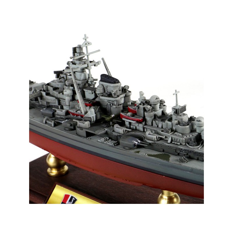 Miniature bateau au 1/700 German Tirpitz 1/700