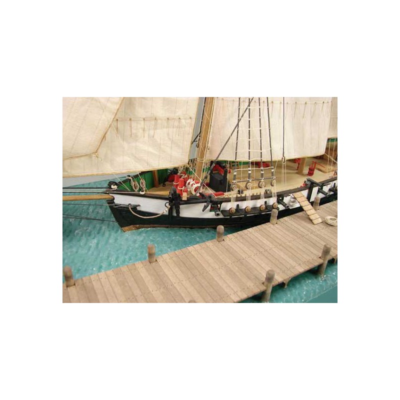 Voilier radiocommandé BERBICE A QUAIBALTIMORE 1/96