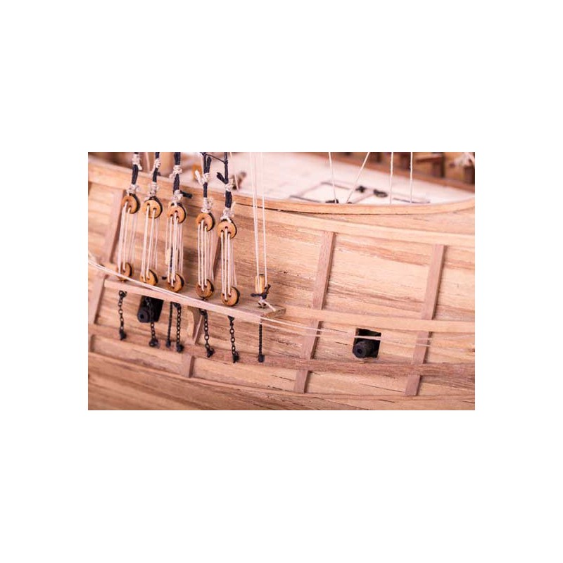 Bateau statique SANTA MARIA 1/72