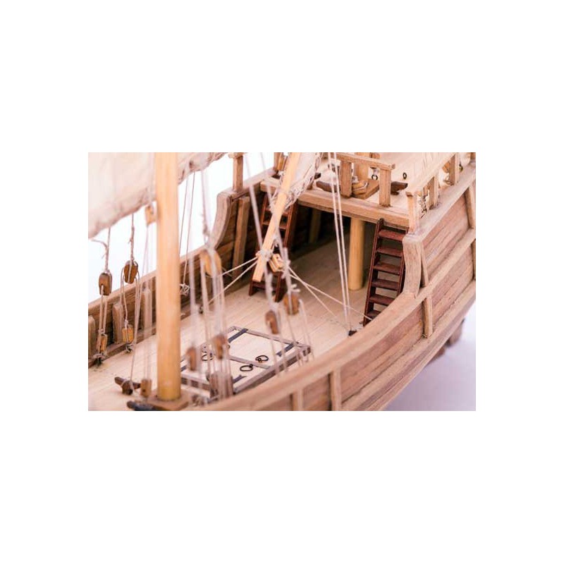 Bateau statique NINA 1/72